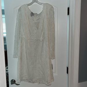 David’s Bridal DB Studio Soft White Elopement dress size 20W w/ Tags BRAND NEW